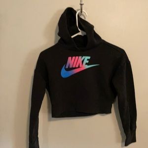 Cropped Nike hoodie